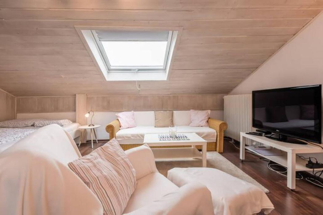 Modernes Apartment Zum Wohlfuehlen Kolbermoor Ngoại thất bức ảnh